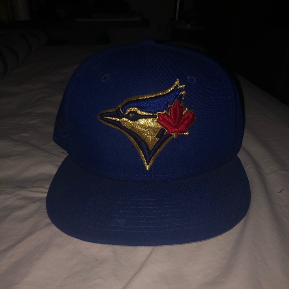 Blue and Gold Toronto Bluejays New Era Size 7 1/8